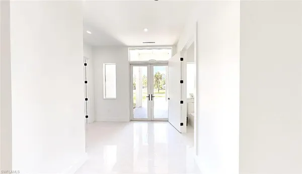 $800,000 | 3762 32nd Avenue Southeast, Naples, FL 34117