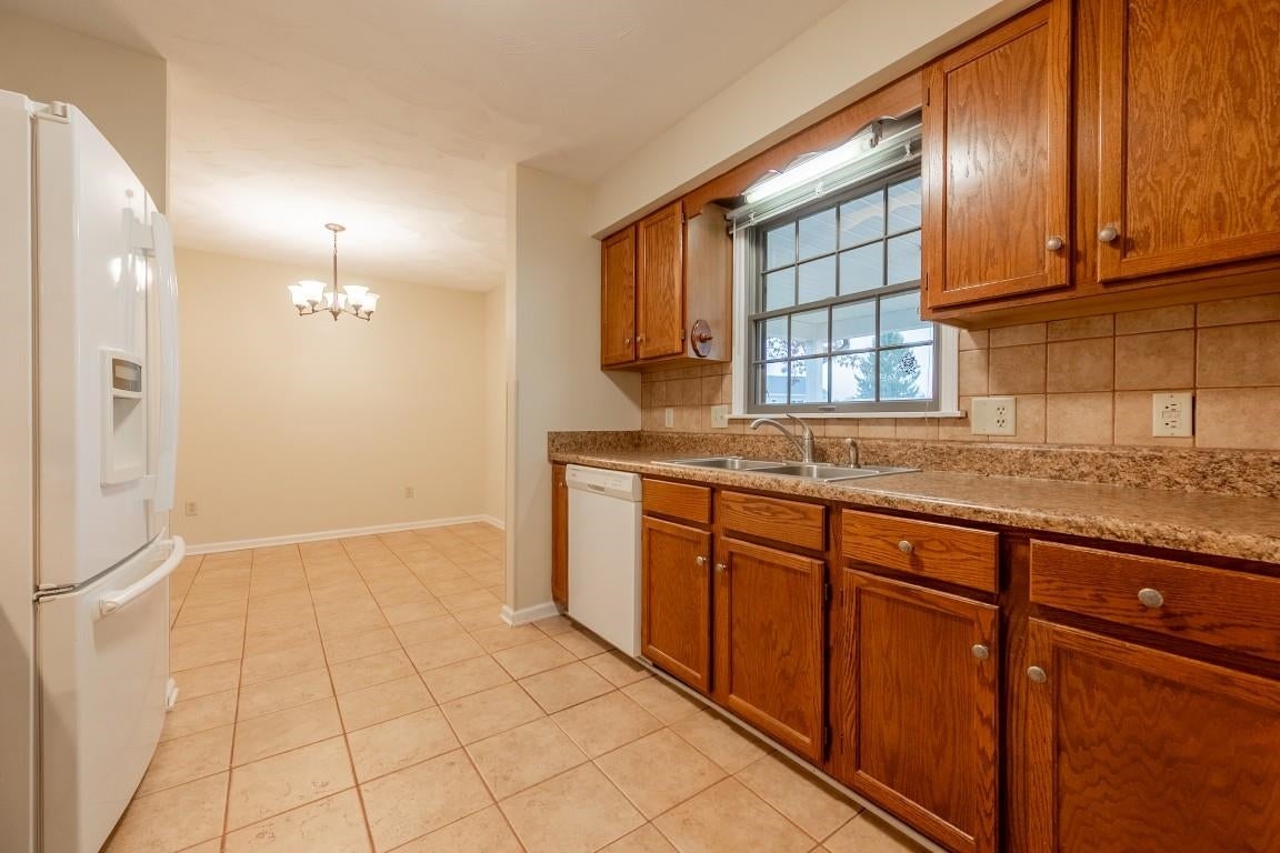 7621 Brooklyn Road Radford, VA 24141 - Photo 24 of 66 Gallery Image 24