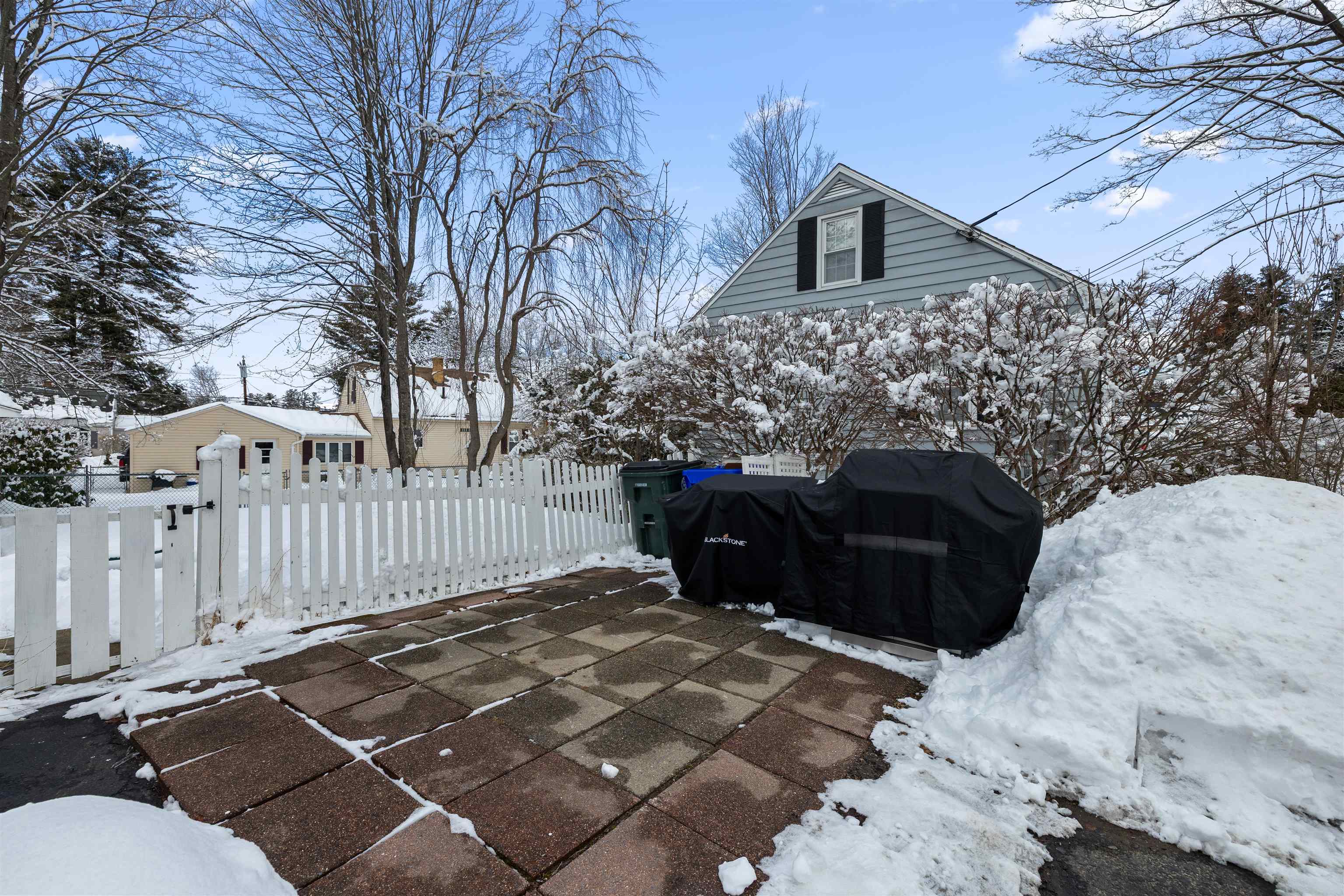 278 Exchange Avenue Manchester, NH 03104 - Photo 24 of 29