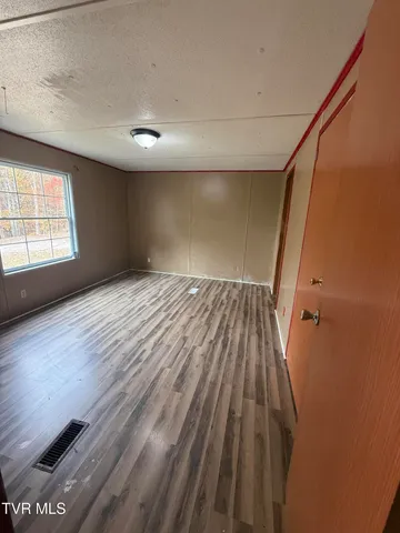 $100,000 | 8320 Crabtree Road, Wise, VA 24293