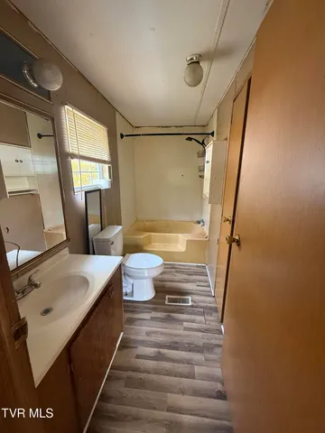 $100,000 | 8320 Crabtree Road, Wise, VA 24293