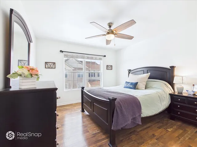 $299,000 | 764 Cherry Creek Drive, Grayslake, IL 60030