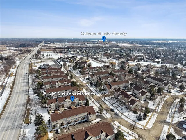 $299,000 | 764 Cherry Creek Drive, Grayslake, IL 60030