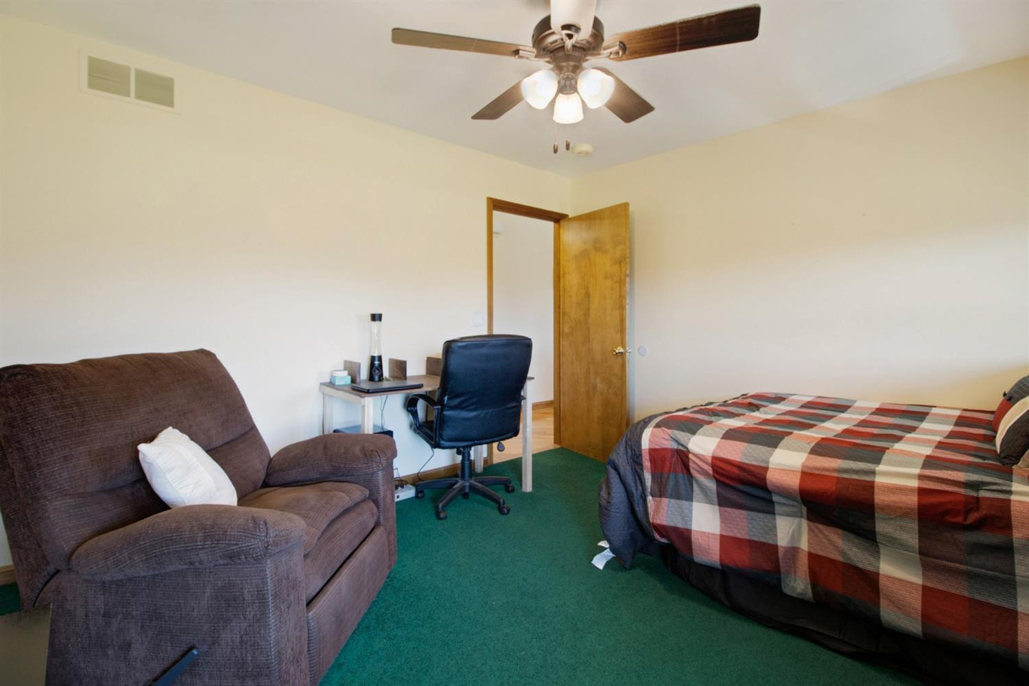 12636 Hadley Road Gregory, MI 48137 - Photo 16 of 49 Photo 18