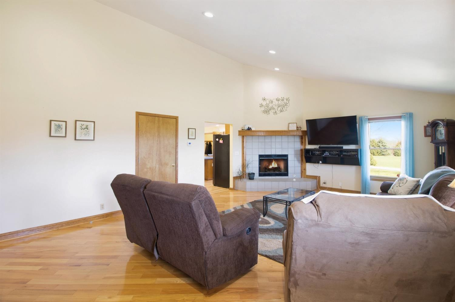 12636 Hadley Road Gregory, MI 48137 - Photo 7 of 49 Photo 8