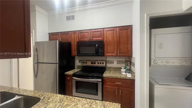 $2,250 | Country Club of Miami, Hialeah, FL 33015