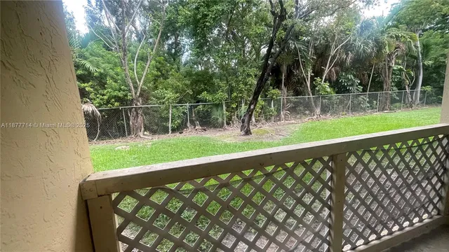 $2,250 | Country Club of Miami, Hialeah, FL 33015