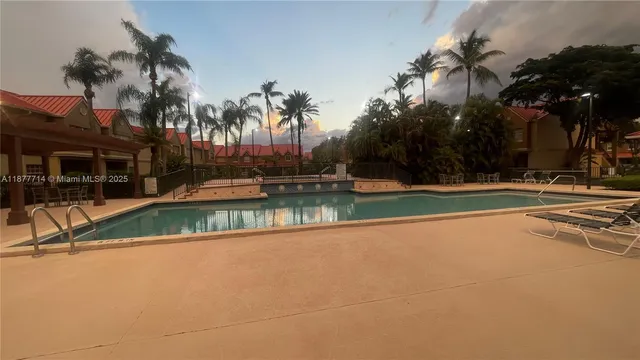 $2,250 | Country Club of Miami, Hialeah, FL 33015