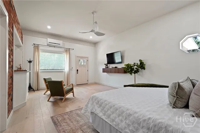 $2,500 | 1112 Walthour Road, Savannah, GA 31410