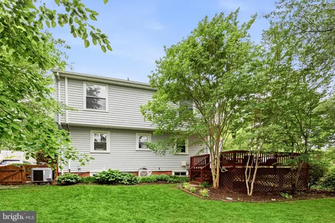 $1,095,000 | 625 South Quincy Street, Arlington, VA 22204
