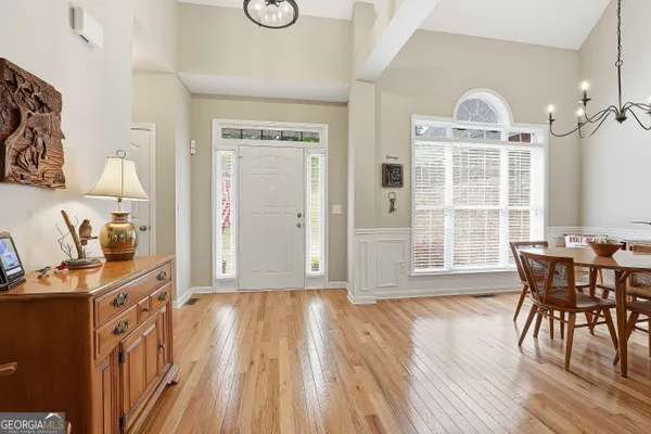 $569,000 | 25 Lyndhurst Way, Sharpsburg, GA 30277