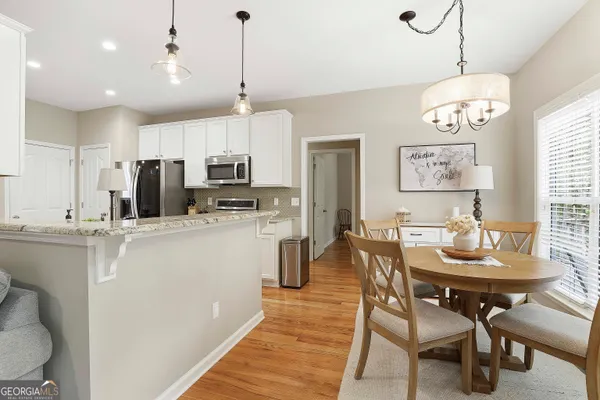 $569,000 | 25 Lyndhurst Way, Sharpsburg, GA 30277