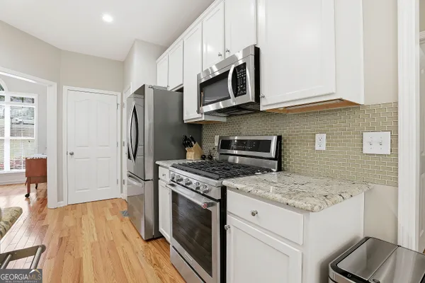 $569,000 | 25 Lyndhurst Way, Sharpsburg, GA 30277