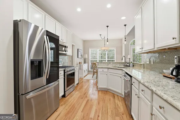 $569,000 | 25 Lyndhurst Way, Sharpsburg, GA 30277