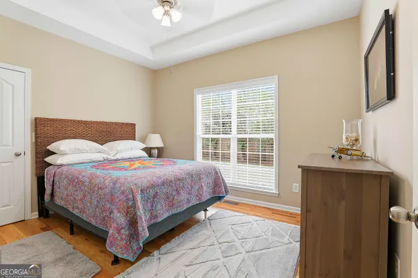 $569,000 | 25 Lyndhurst Way, Sharpsburg, GA 30277