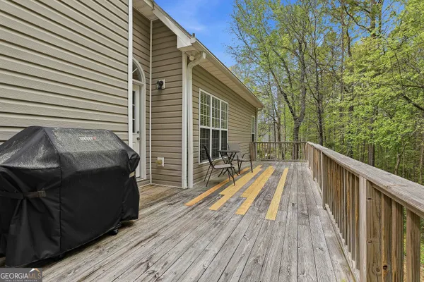 $569,000 | 25 Lyndhurst Way, Sharpsburg, GA 30277