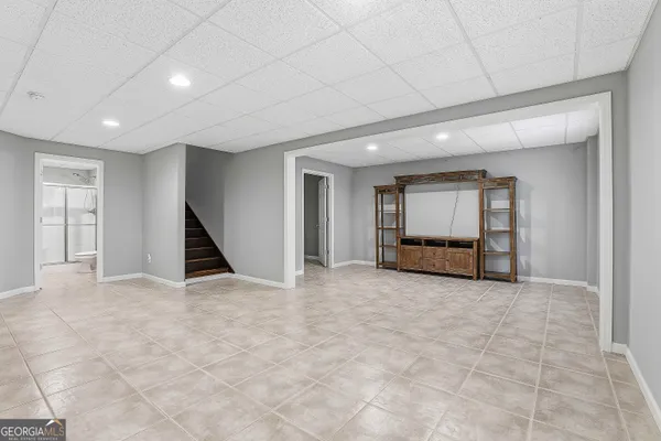 $569,000 | 25 Lyndhurst Way, Sharpsburg, GA 30277