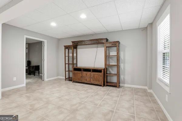 $569,000 | 25 Lyndhurst Way, Sharpsburg, GA 30277