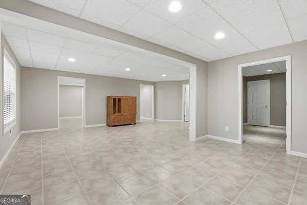 $569,000 | 25 Lyndhurst Way, Sharpsburg, GA 30277