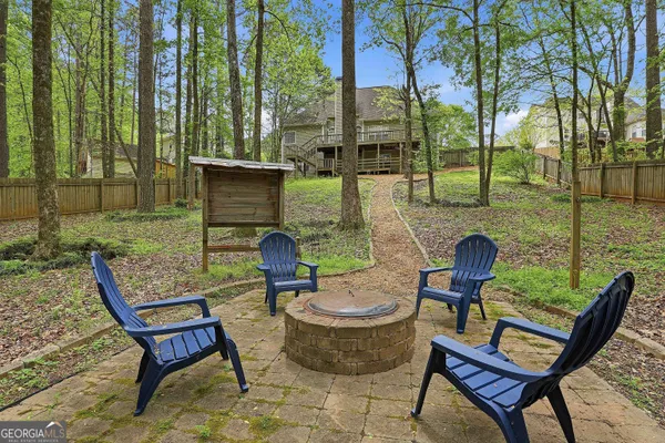 $569,000 | 25 Lyndhurst Way, Sharpsburg, GA 30277