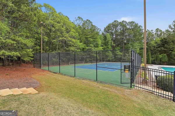 $569,000 | 25 Lyndhurst Way, Sharpsburg, GA 30277