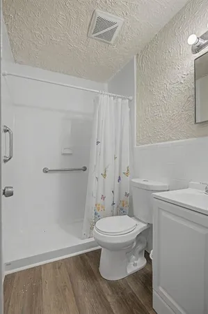$249,900 | 313 Northwest Jayellen Avenue, Burleson, TX 76028
