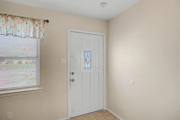 $249,900 | 313 Northwest Jayellen Avenue, Burleson, TX 76028