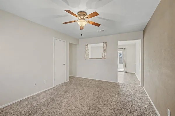 $249,900 | 313 Northwest Jayellen Avenue, Burleson, TX 76028