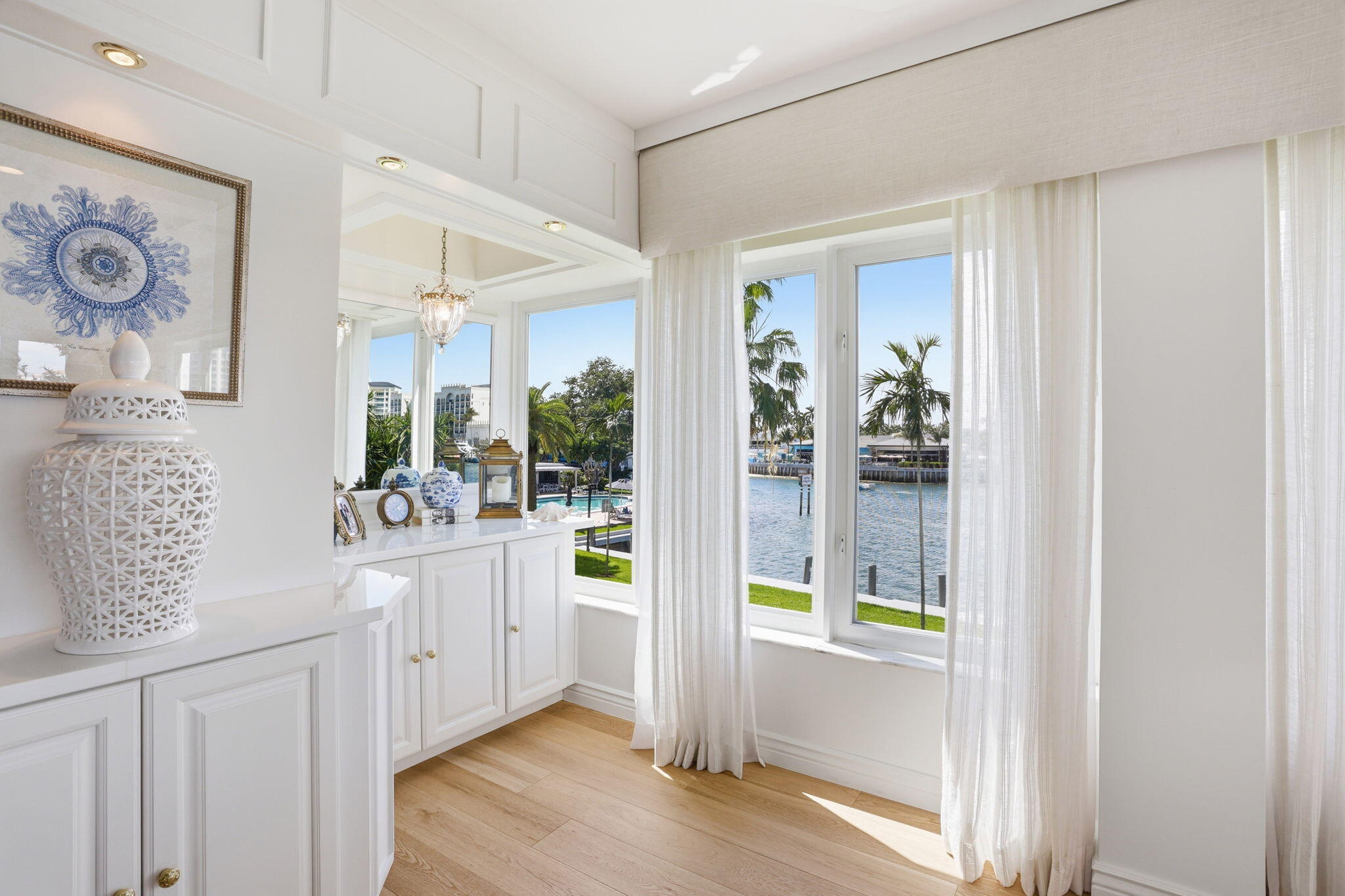 701 East Camino Real, Unit 2J Boca Raton, FL 33432 - Photo 9 of 51 Nook in Great Room