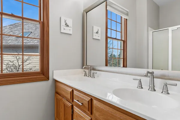 $460,000 | 2102 Brookside Lane, Aurora, IL 60502