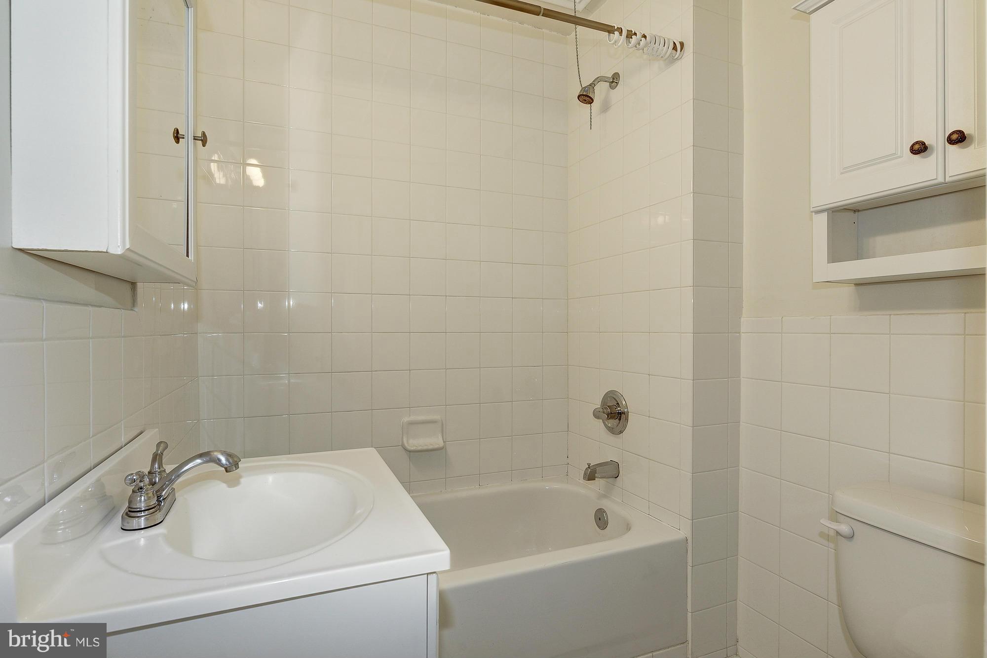 3626 T Street Northwest Washington, DC 20007 - Photo 9 of 20 Bath