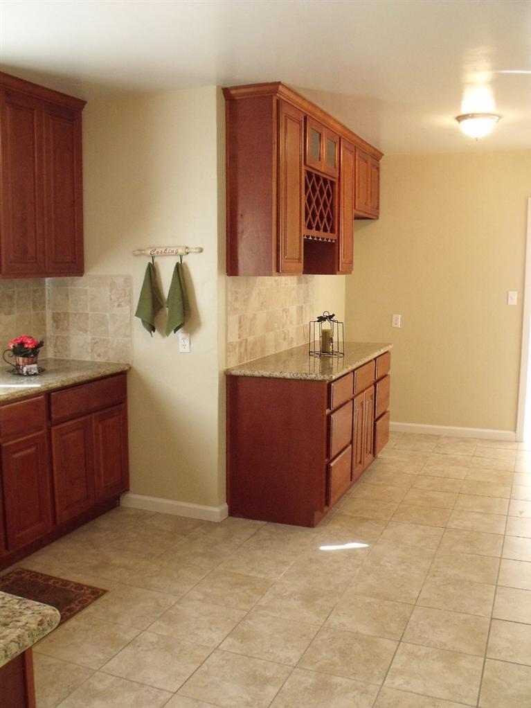 1027 South Rupert Avenue Reedley, CA 93654 - Photo 10 of 15