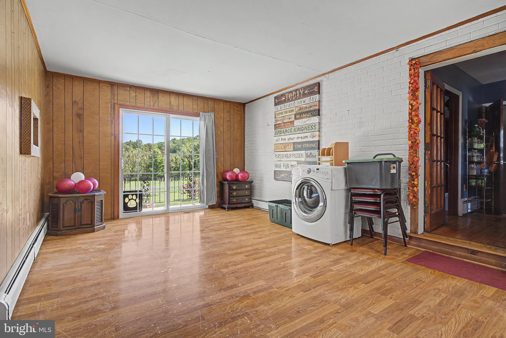 342 West Old Cross Road New Market, VA 22844 - Photo 7 of 22