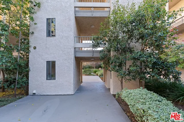 $529,000 | 4141 Via Marisol, Unit 208, Los Angeles, CA 90042