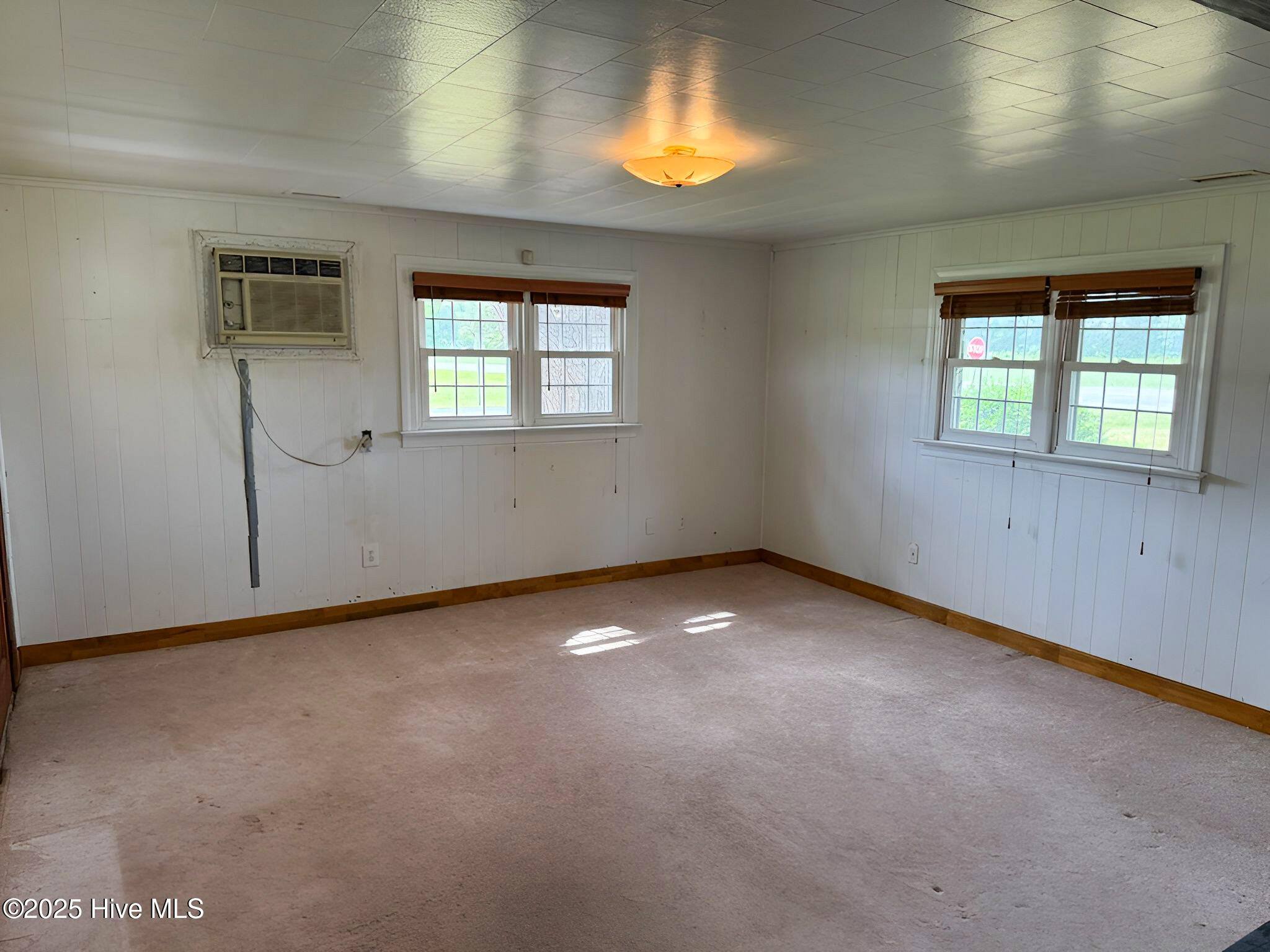 17 Wheat Patch Road Belhaven, NC 27810 - Photo 6 of 24 Family Room View 1