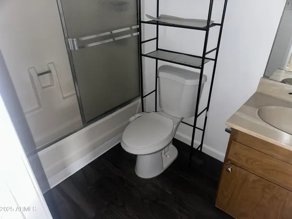 $190,000 | 2724 West McLellan Boulevard, Unit 133, Phoenix, AZ 85017