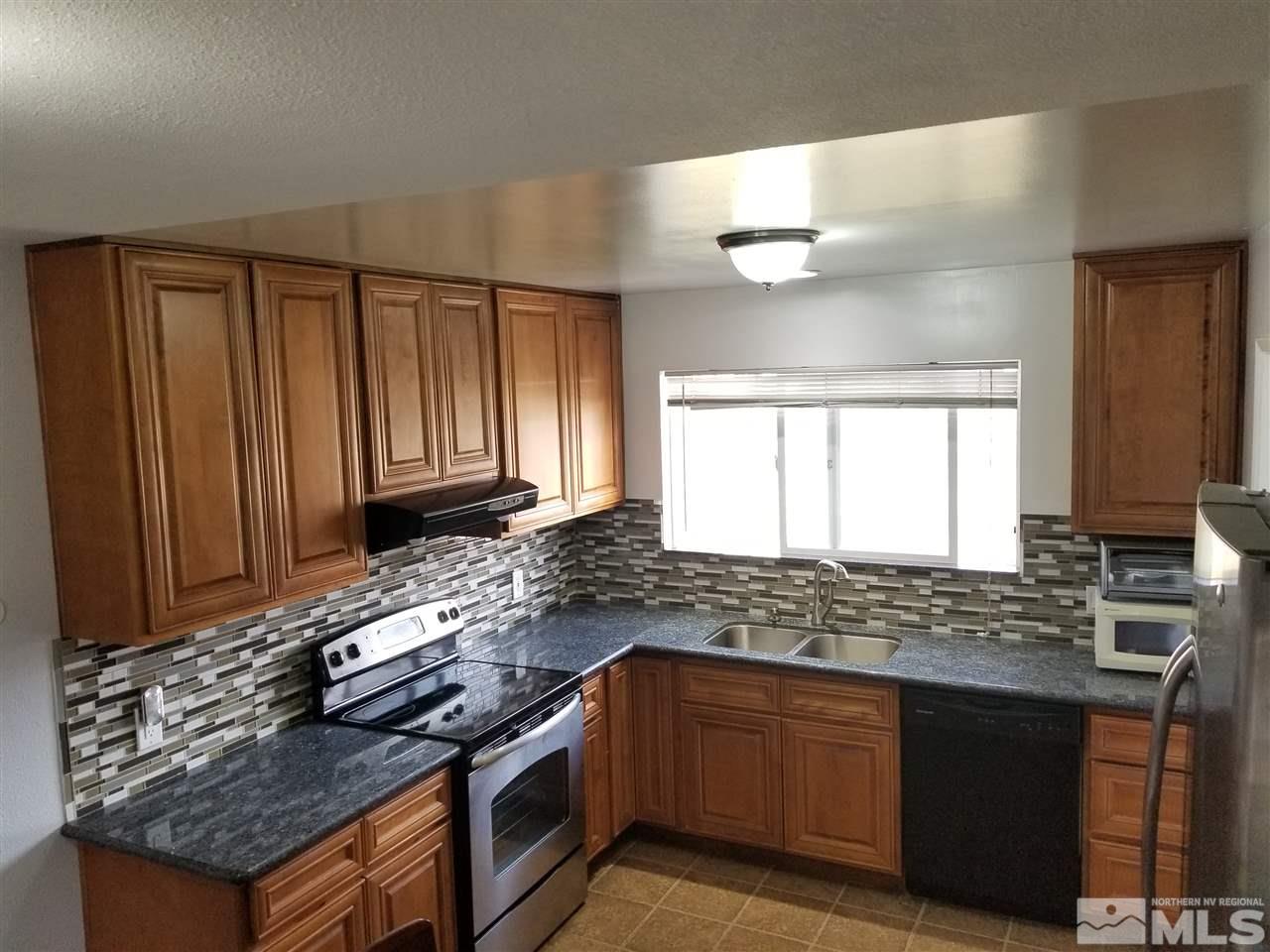 85 Smithridge Reno, NV 89502 - Photo 1 of 24 Photo 1