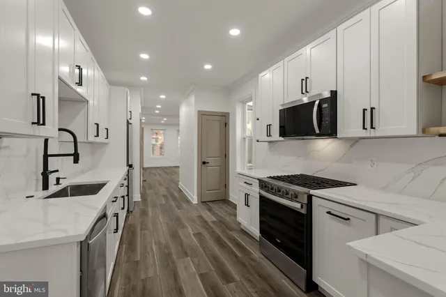 $449,900 | 608 North Plum Street, Lancaster, PA 17602