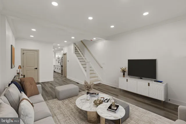 $449,900 | 608 North Plum Street, Lancaster, PA 17602