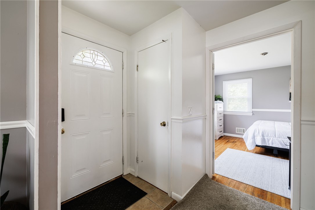 20 Notre Dame Drive Rochester, NY 14623 - Photo 3 of 31