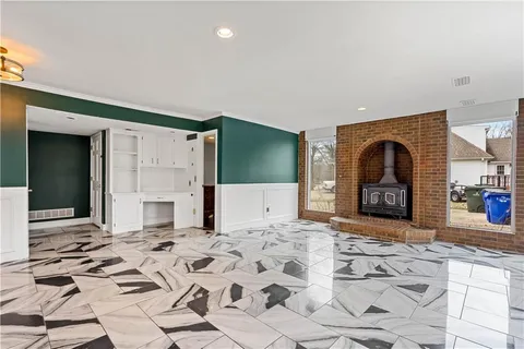 $450,000 | 16100 West Chalet Drive, Olathe, KS 66062