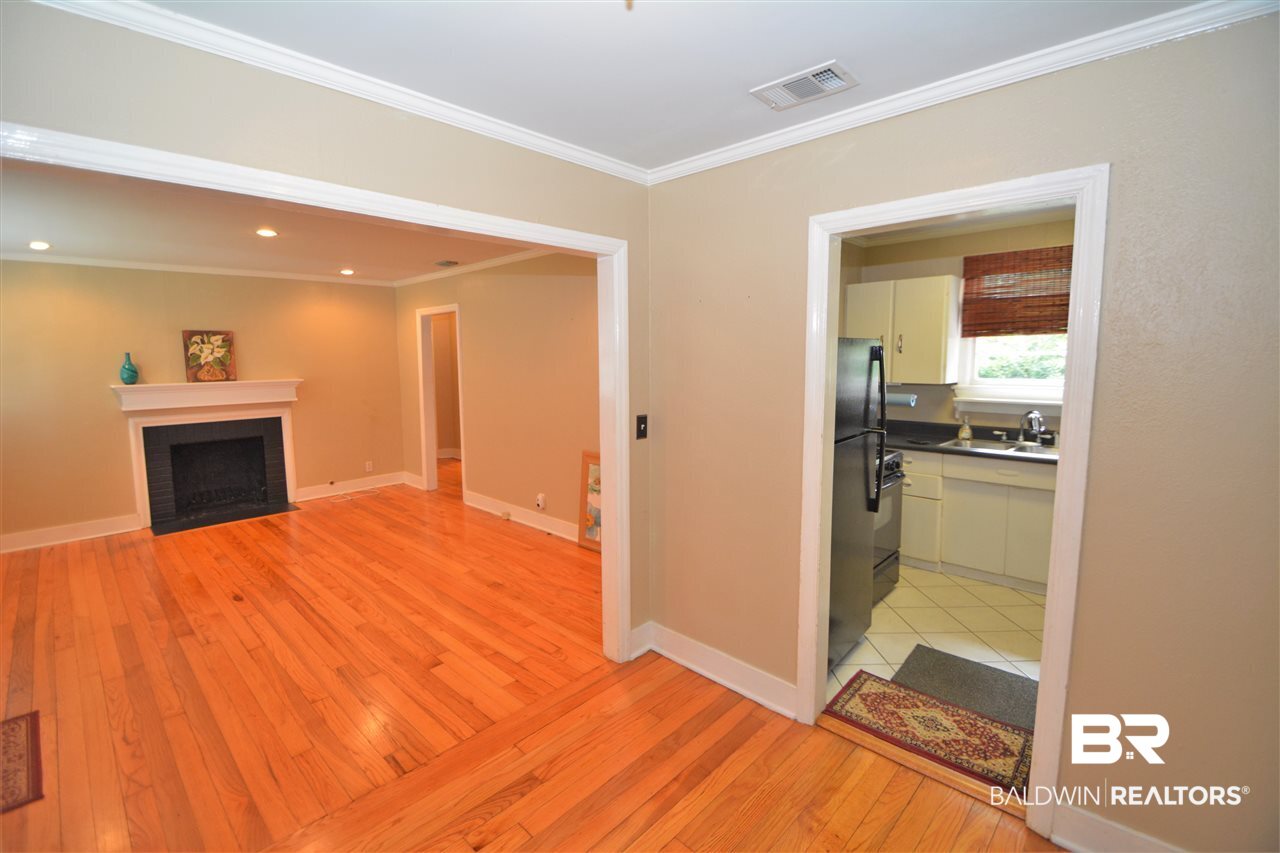 339 Azalea Circle West Mobile, AL 36608 - Photo 5 of 24