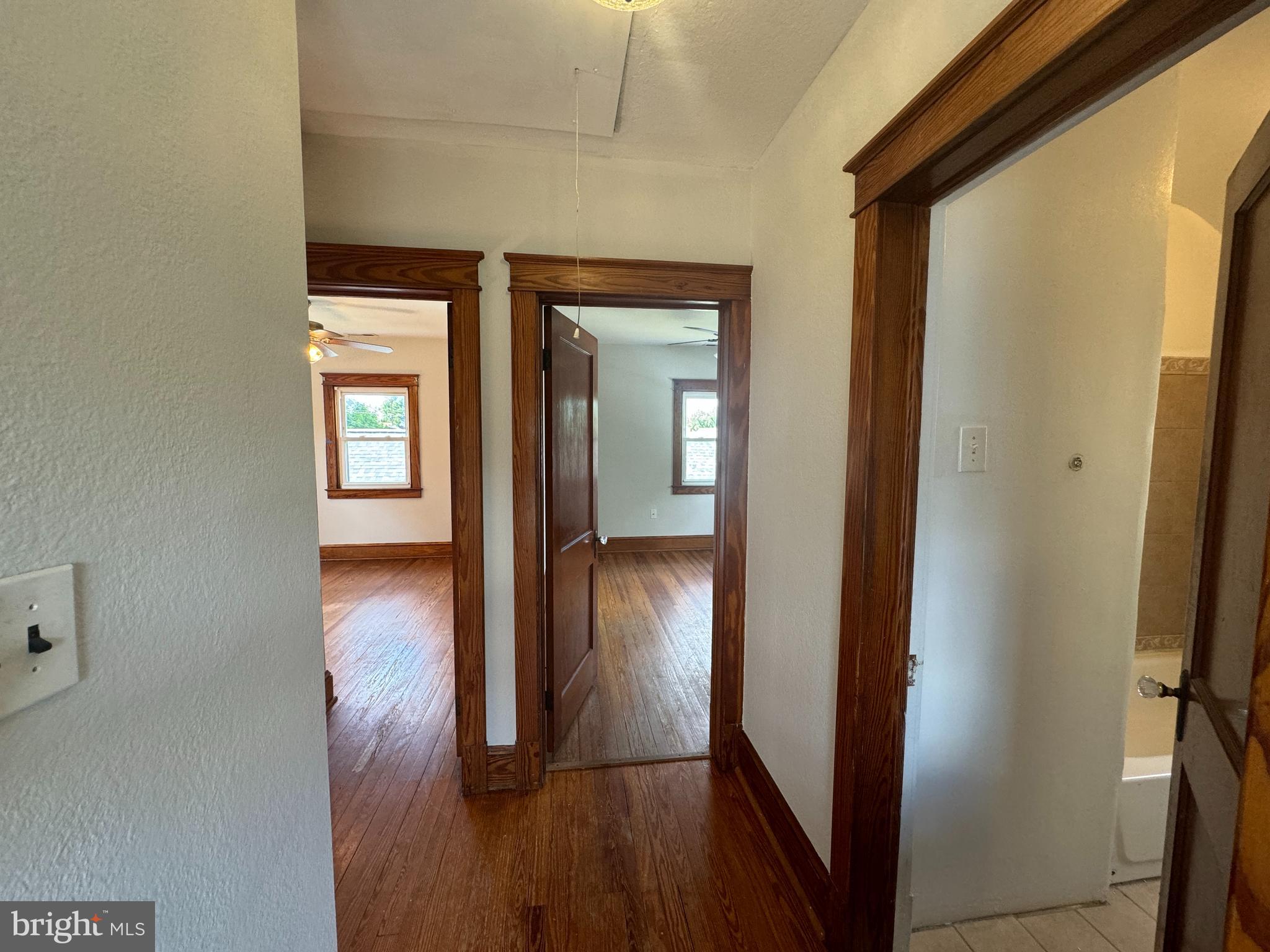 5570 Ashbourne Road Halethorpe, MD 21227 - Photo 16 of 23