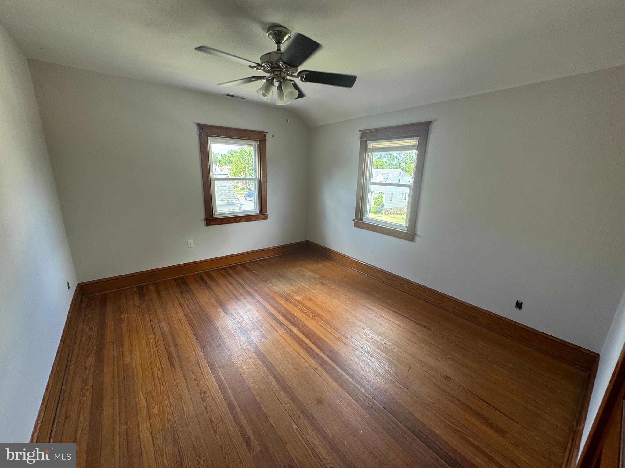 5570 Ashbourne Road Halethorpe, MD 21227 - Photo 23 of 23