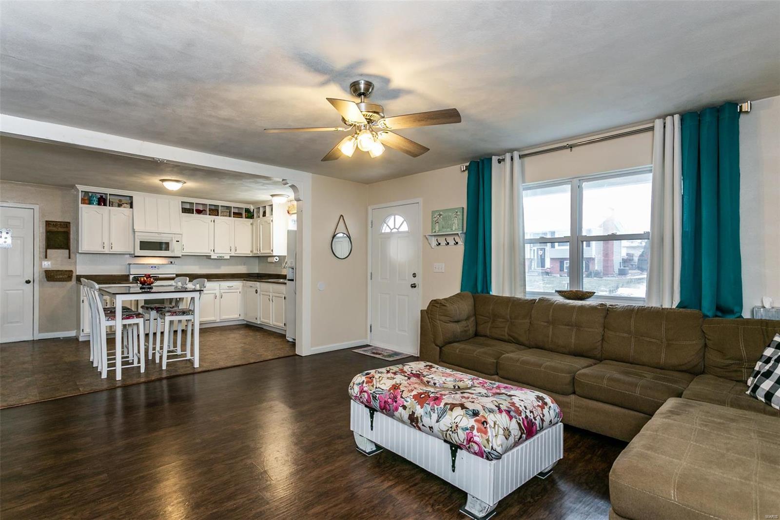 403 Riggin Road Troy, IL 62294 - Photo 6 of 27