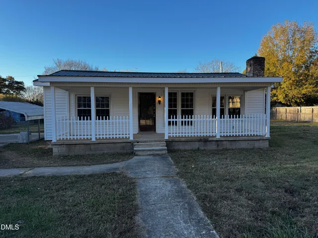 $349,500 | 823 North Taylor Street, Wake Forest, NC 27587