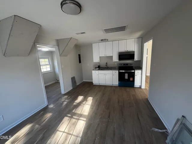 $349,500 | 823 North Taylor Street, Wake Forest, NC 27587