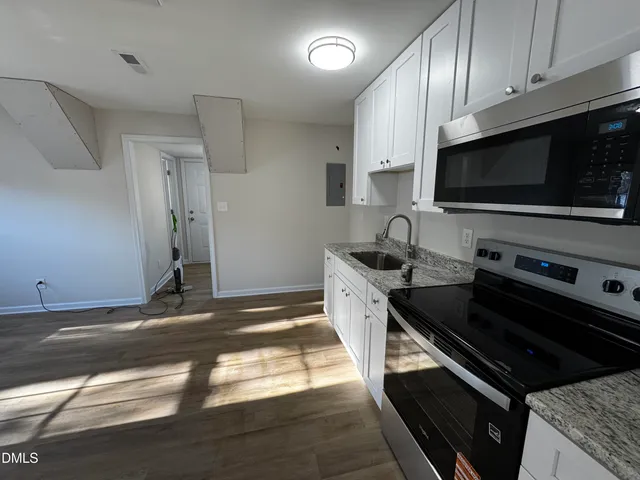 $349,500 | 823 North Taylor Street, Wake Forest, NC 27587