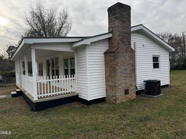 $349,500 | 823 North Taylor Street, Wake Forest, NC 27587