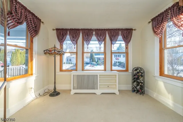 $549,900 | 31 Gray Street, West Caldwell, NJ 07006